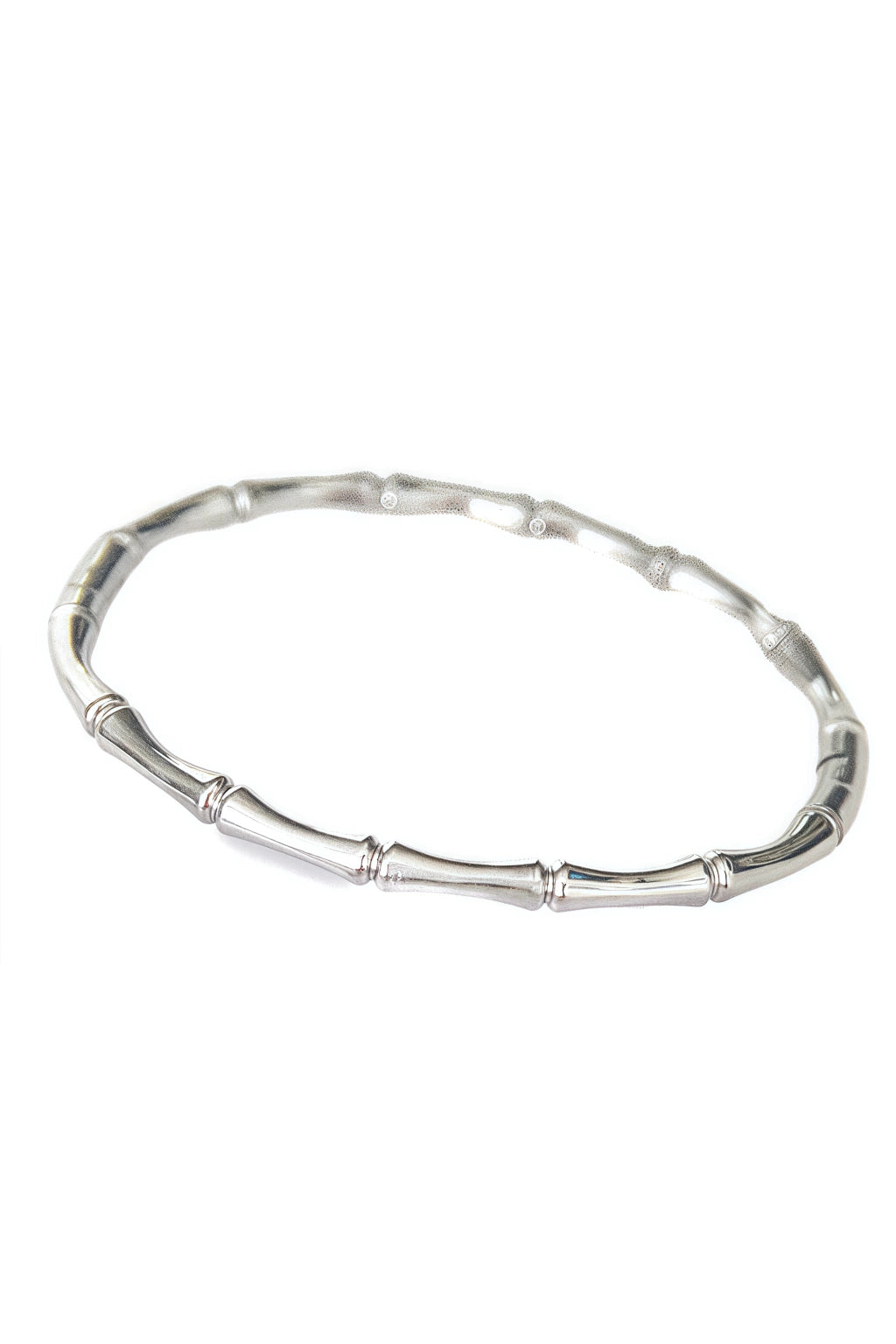 Bamboo bracelet plated in white rhodium.